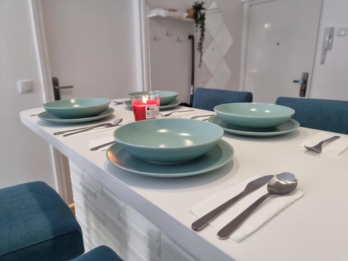 The Blue Velvet Apartment Belgrade Luaran gambar